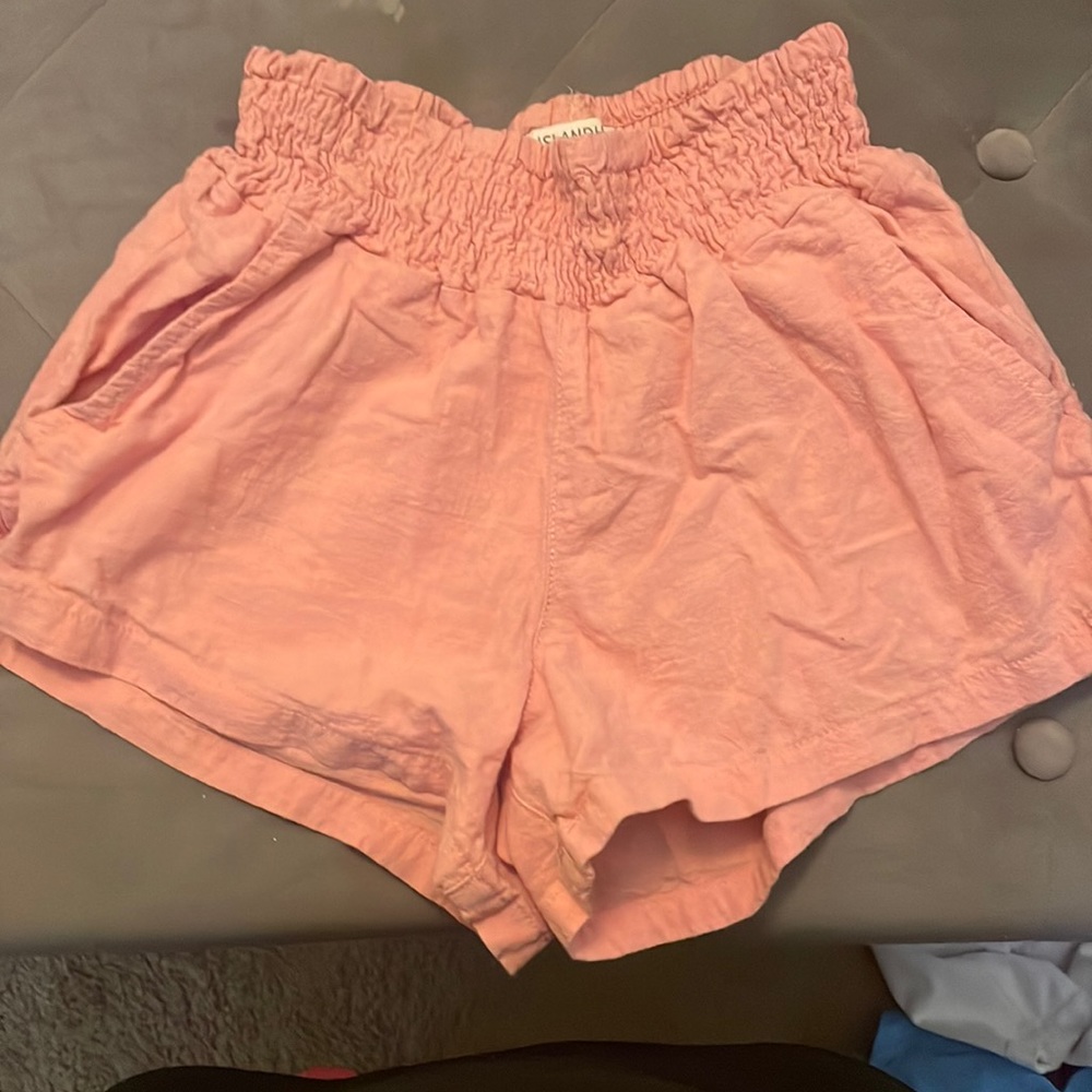 Size 2 - island haze linen shorts